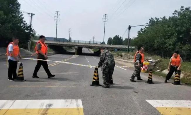 濰城區(qū)|實戰(zhàn)化演練， 筑牢防汛&ldquo;安全堤&rdquo;