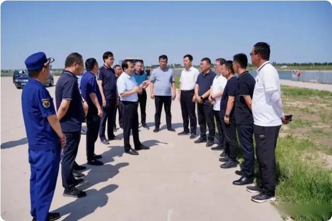 王錦山督導(dǎo)檢查河道防汛、防溺水工作